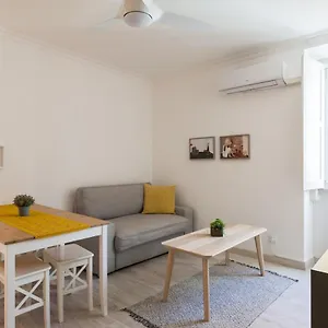 https://feels-like-home-martim-moniz-cozy-flat.hotels-lisbon-portugal.com
